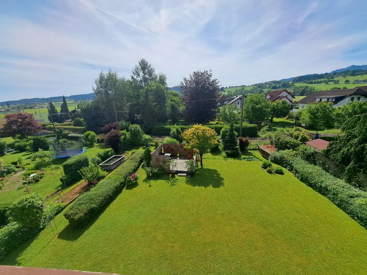 6-Zimmer-Haus kaufen in Gmunden – 200 m², € 598.000 – Bild 2 von 11