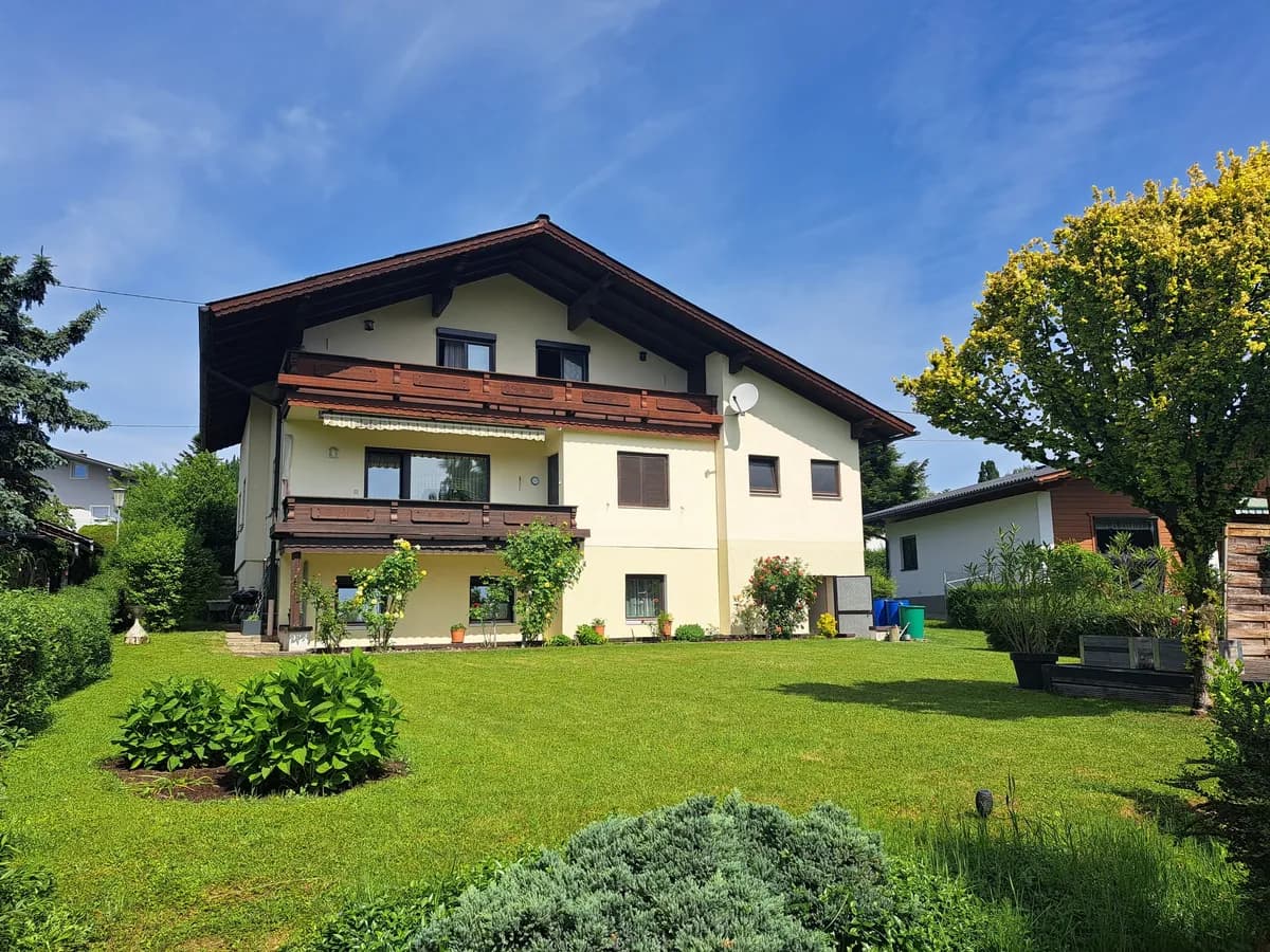 6-Zimmer-Haus kaufen in Gmunden – 200 m², € 598.000 – Bild 3 von 11