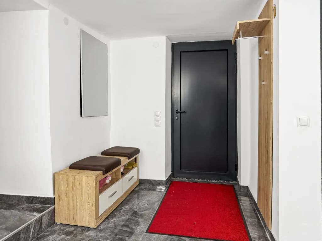 Haus kaufen in Neunkirchen – 237 m², € 790.000 – Bild 6 von 61