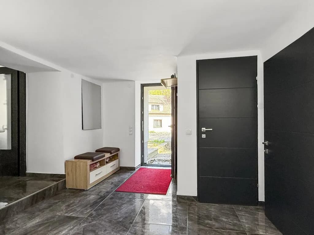 Haus kaufen in Neunkirchen – 237 m², € 790.000 – Bild 52 von 61