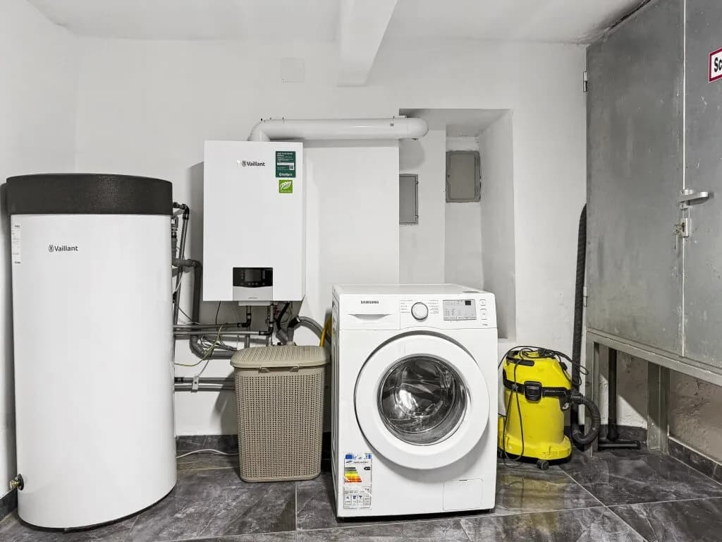 Haus kaufen in Neunkirchen – 237 m², € 790.000 – Bild 55 von 61