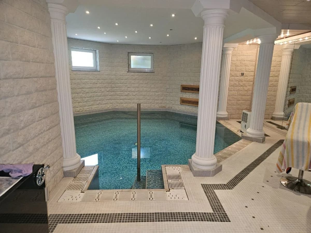 7-Zimmer-Immobilie kaufen in Baden – 500 m², € 1.000.000 – Bild 9 von 10