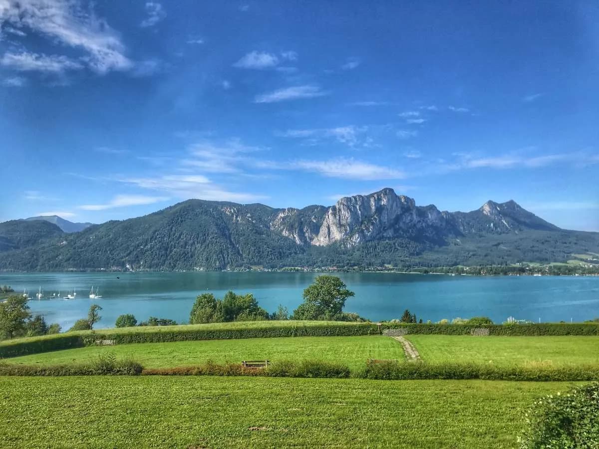 Grundstück kaufen in Vöcklabruck – 1 140 m², € 1.700.000