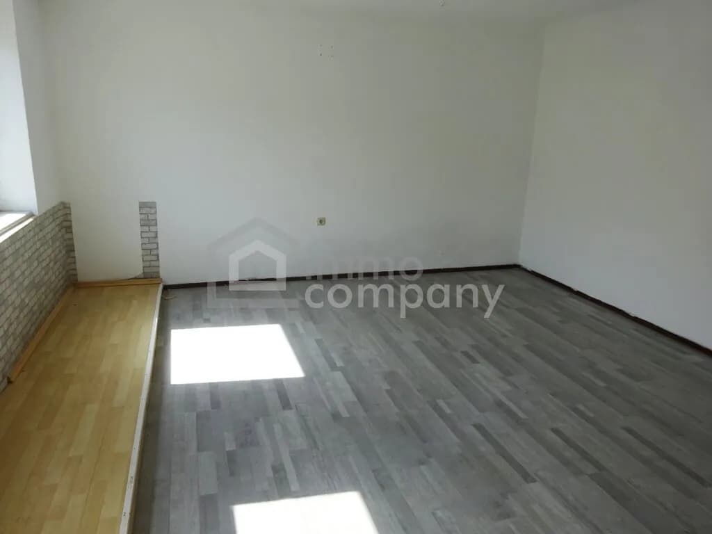 3-Zimmer-Immobilie kaufen in Hollabrunn – 80 m², € 98.000 – Bild 3 von 7