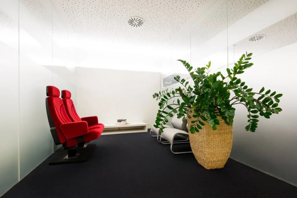 Gewerbeimmobilie mieten in Vöcklabruck – 319 m², € 3.288 – Bild 8 von 9
