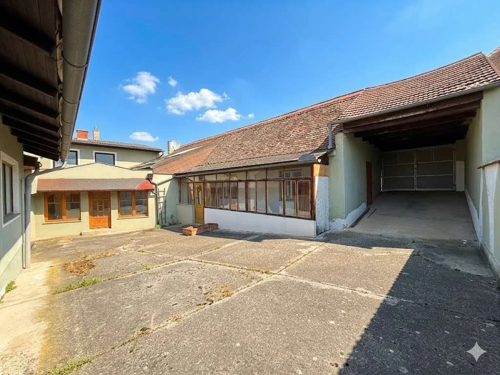 8-Zimmer-Haus kaufen in Hollabrunn – 383 m², € 119.000 – Bild 3 von 21