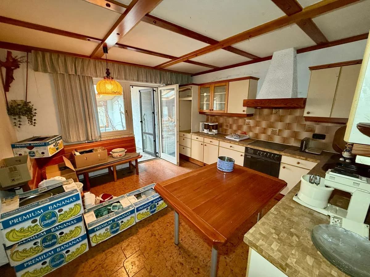 8-Zimmer-Haus kaufen in Hollabrunn – 383 m², € 119.000 – Bild 13 von 21