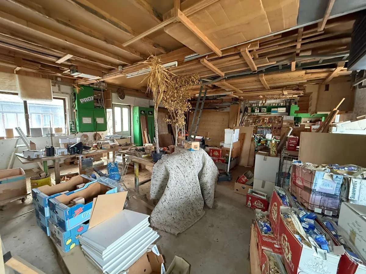 8-Zimmer-Haus kaufen in Hollabrunn – 383 m², € 119.000 – Bild 19 von 21