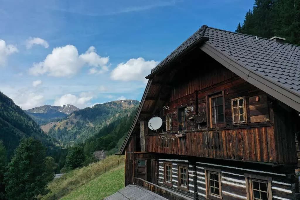 Wohnung kaufen in Feldkirchen – 175 m², € 350.000