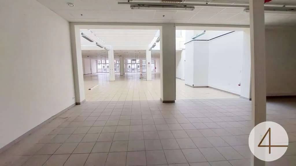Gewerbeimmobilie mieten in Sankt Pölten – 450 m², € 5.400 – Bild 2 von 5