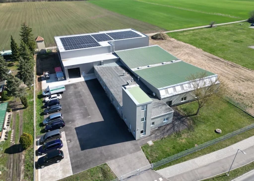 Gewerbeimmobilie kaufen in Gänserndorf – 2 120 m², € 1.980.000 – Bild 2 von 8