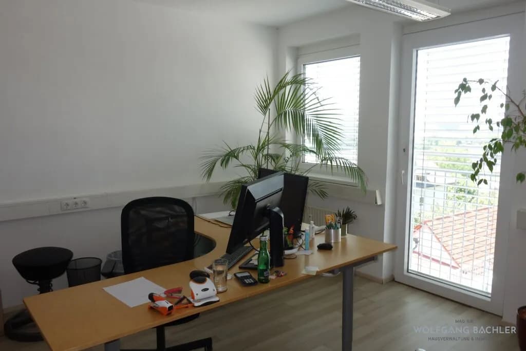10-Zimmer-Gewerbeimmobilie mieten in Graz – 312 m², € 2.977 – Bild 8 von 11