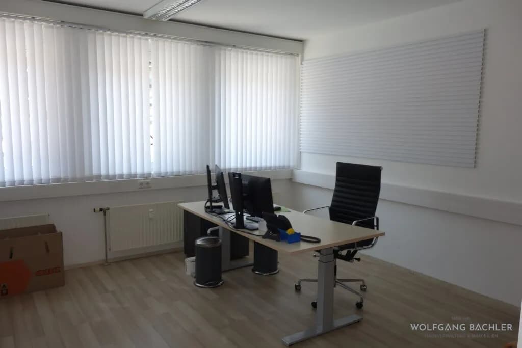10-Zimmer-Gewerbeimmobilie mieten in Graz – 312 m², € 2.977 – Bild 9 von 11