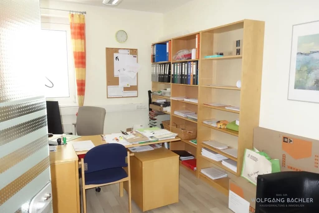 10-Zimmer-Gewerbeimmobilie mieten in Graz – 312 m², € 2.977 – Bild 10 von 11