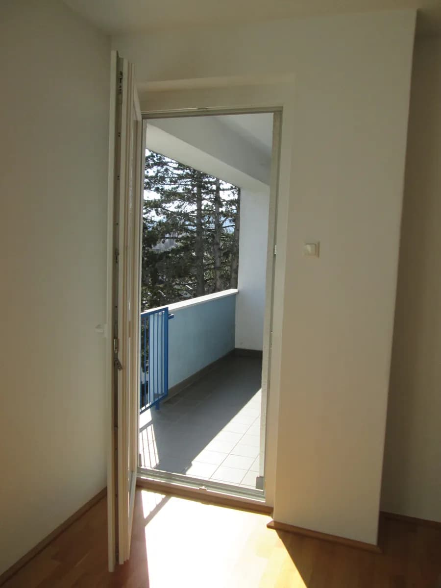 1-Zimmer-Wohnung mieten in Linz – 33 m², € 590 – Bild 4 von 11