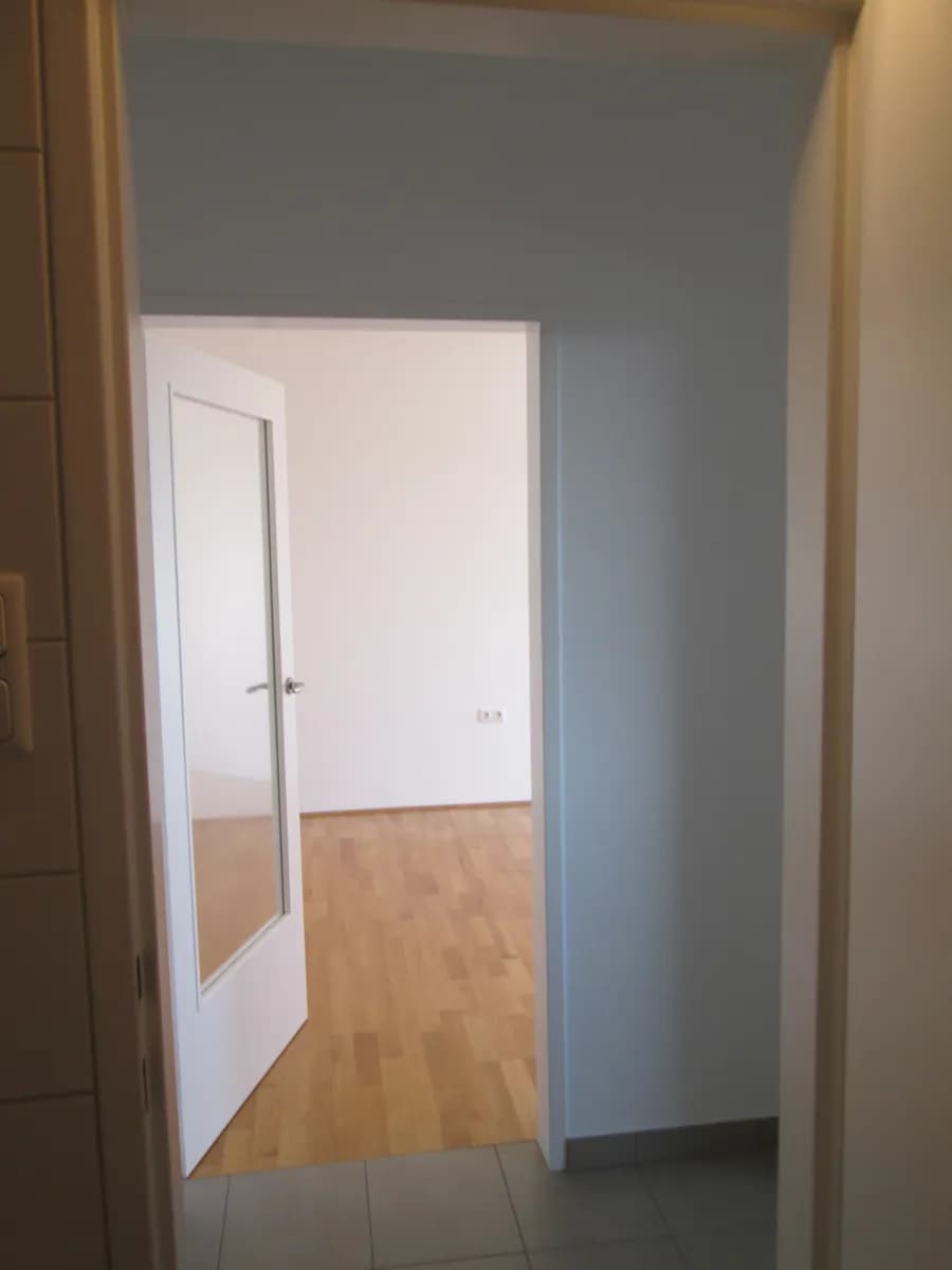 1-Zimmer-Wohnung mieten in Linz – 33 m², € 590 – Bild 7 von 11