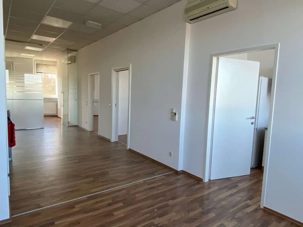 5-Zimmer-Gewerbeimmobilie mieten in Graz – 122 m², € 10 – Bild 8 von 18