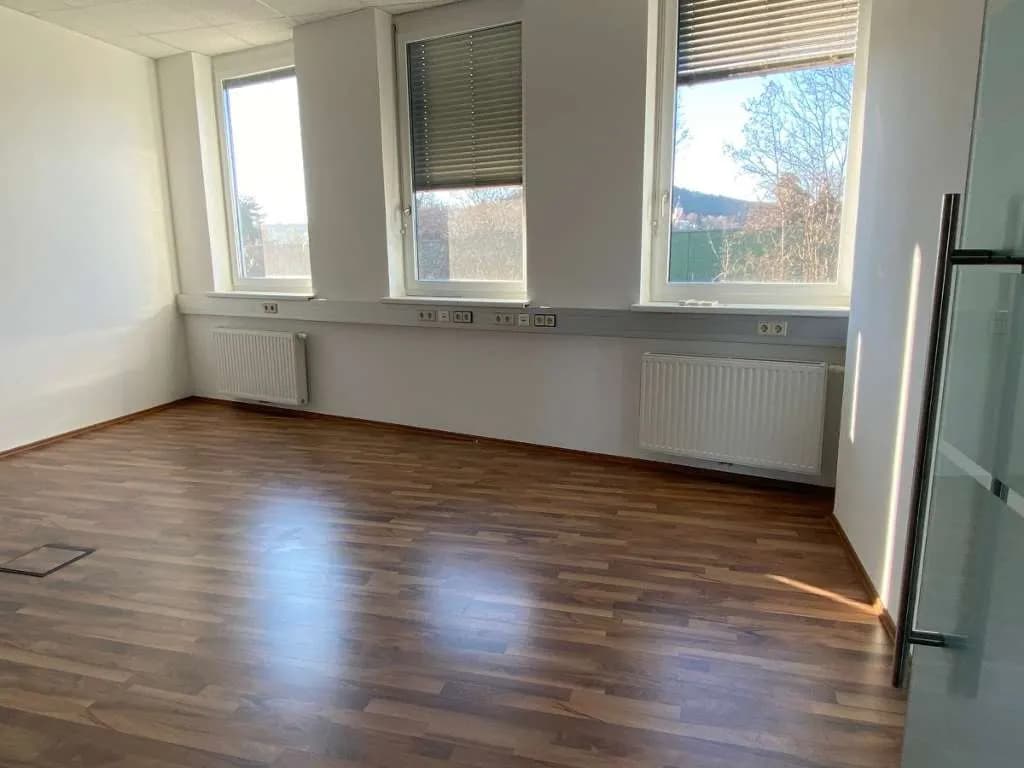 5-Zimmer-Gewerbeimmobilie mieten in Graz – 122 m², € 10 – Bild 10 von 18