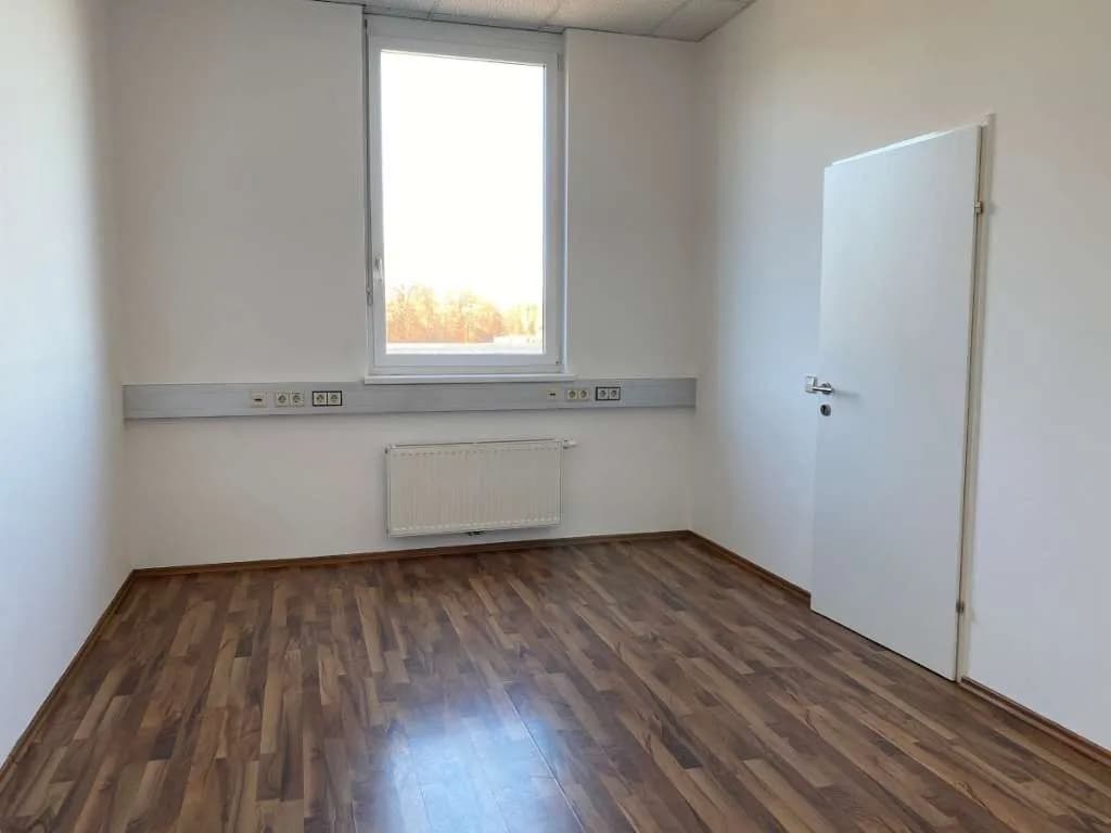 5-Zimmer-Gewerbeimmobilie mieten in Graz – 122 m², € 10 – Bild 13 von 18