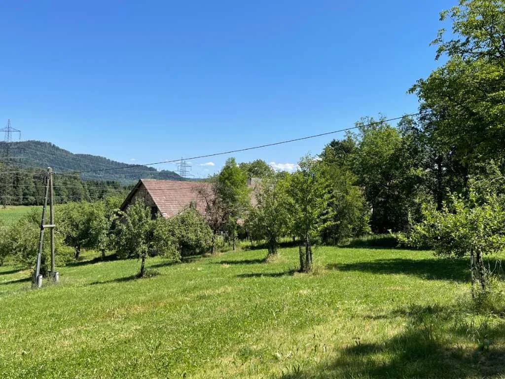 Grundstück kaufen in Völkermarkt – 211 974 m², € 1.500.000
