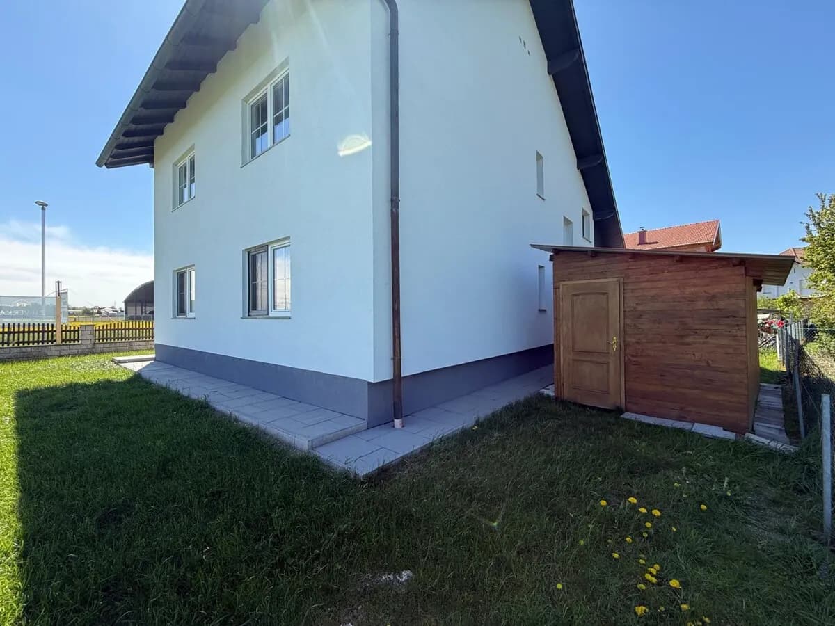 Gewerbeimmobilie kaufen in Braunau am Inn – 156,91 m², € 425.000 – Bild 2 von 12