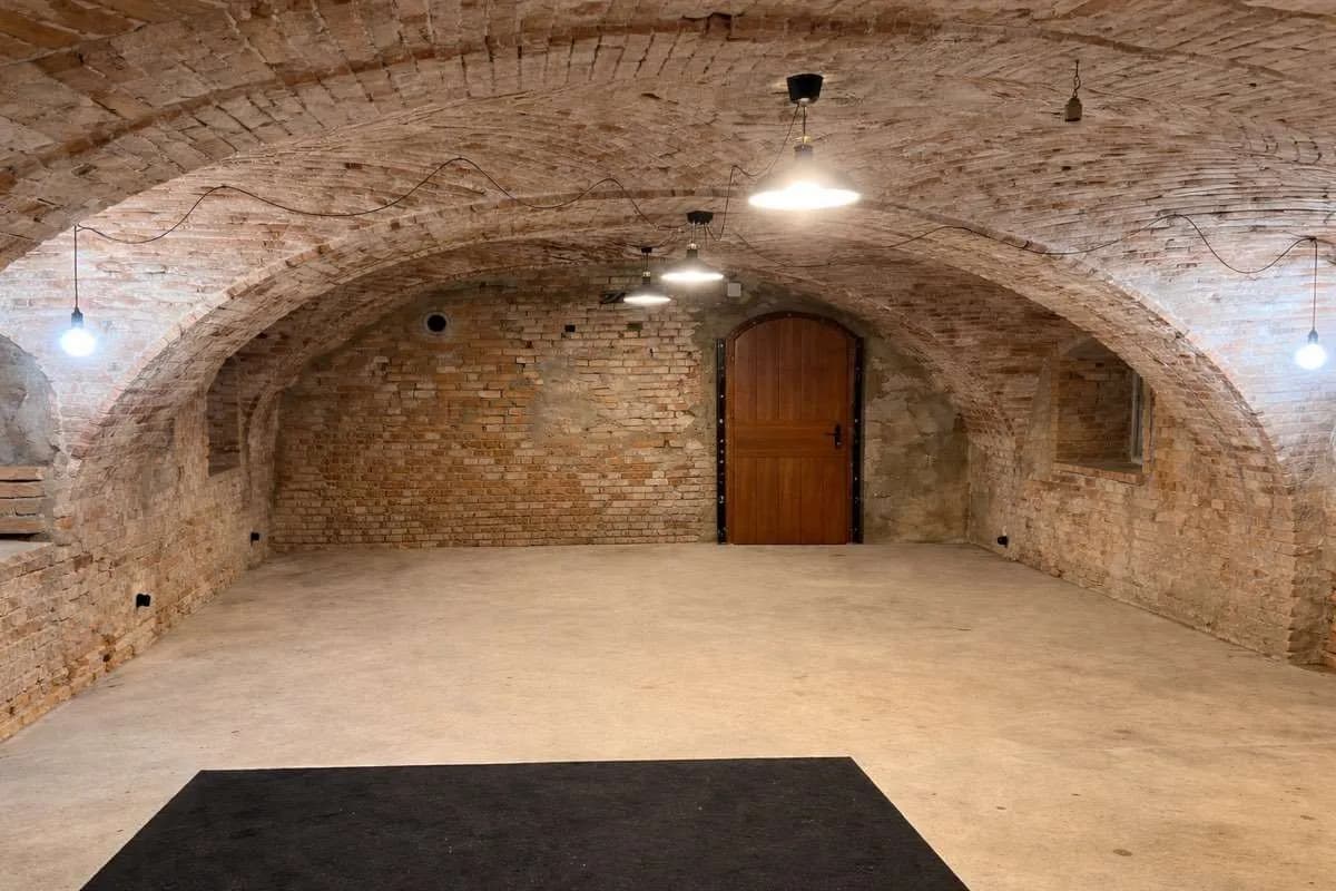 Immobilie mieten in Wels-Land – 100 m², € 500 – Bild 2 von 2