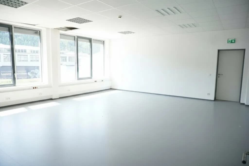 Gewerbeimmobilie mieten in Bruck-Mürzzuschlag – 205 m², € 1.394 – Bild 5 von 5