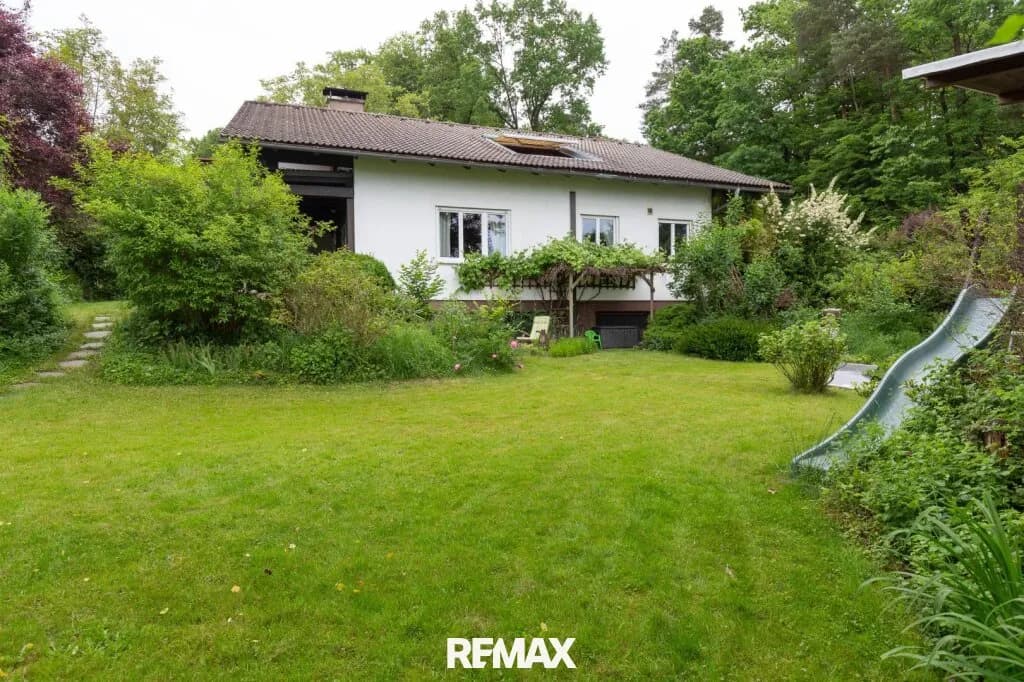 8-Zimmer-Haus kaufen in Leibnitz – 249 m², € 390.000 – Bild 2 von 25