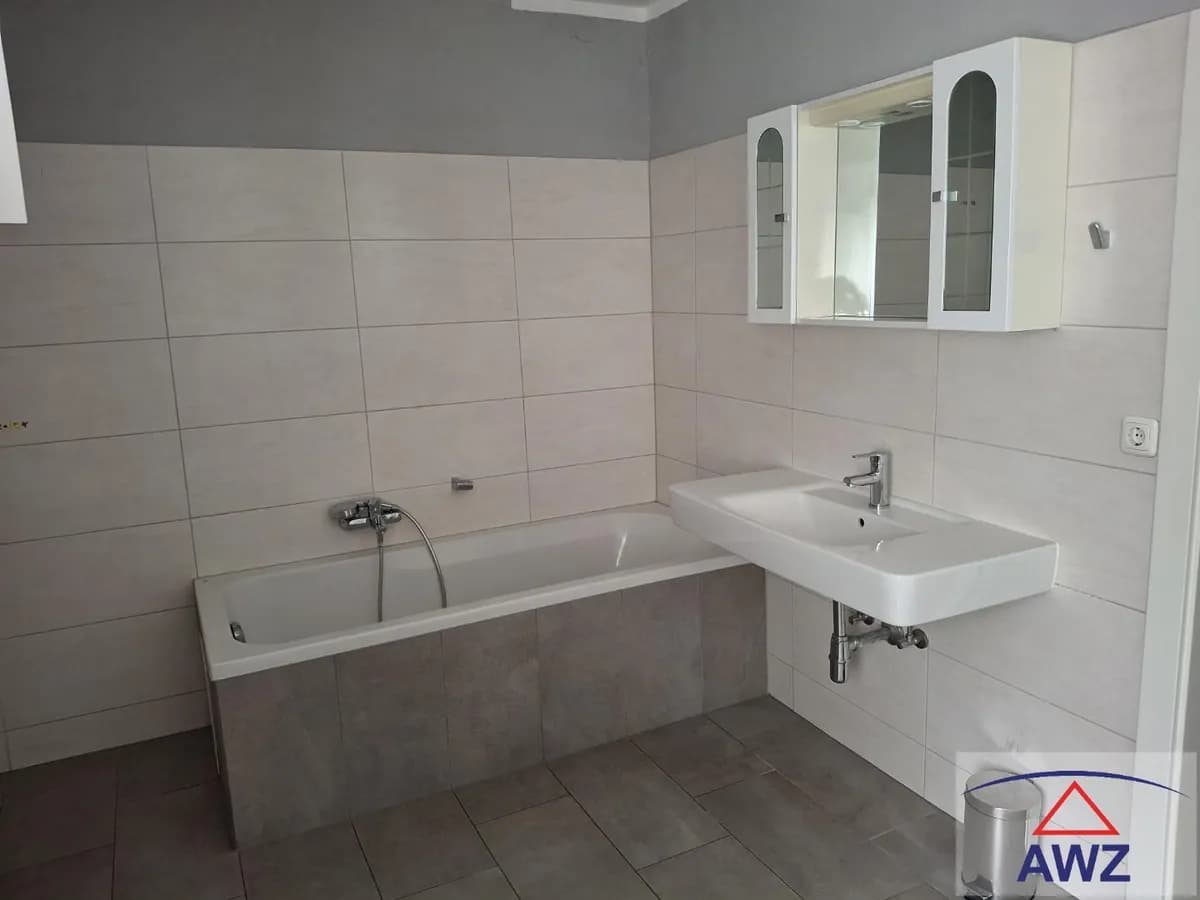 13-Zimmer-Haus kaufen in Vöcklabruck – 300 m² – Bild 7 von 8