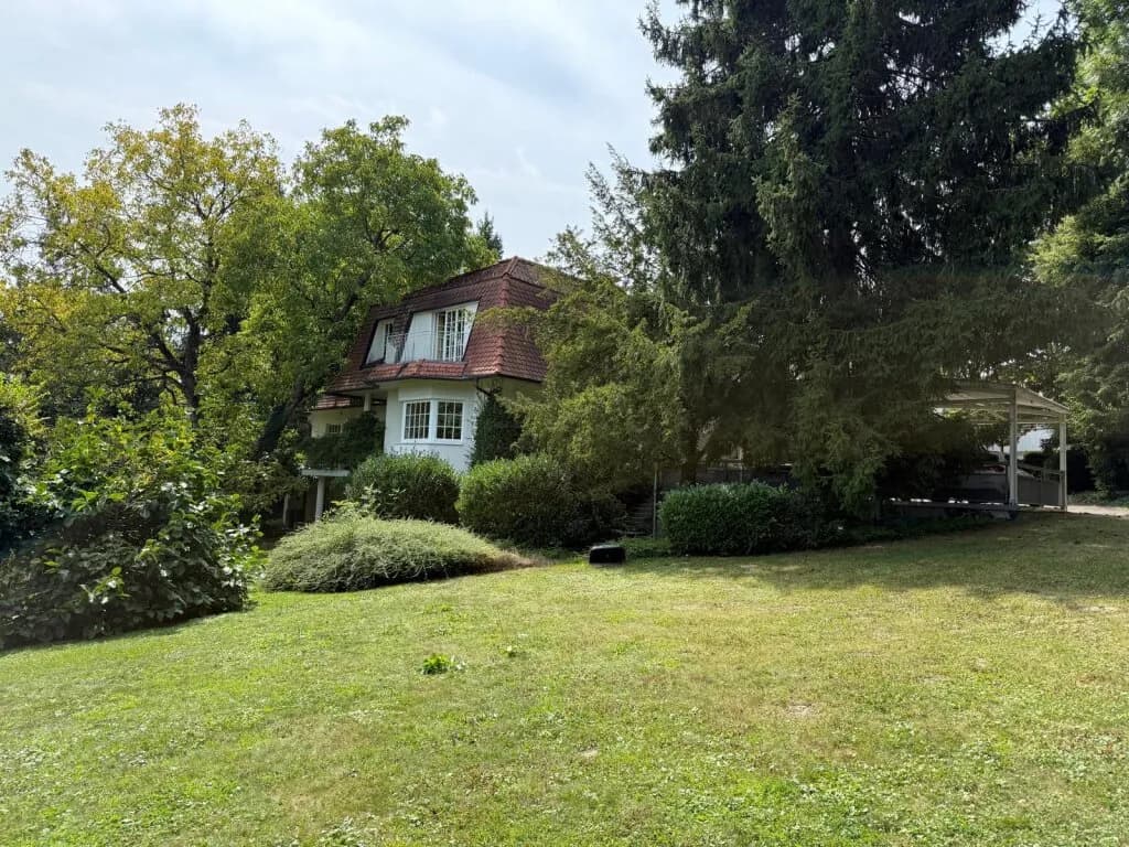 11-Zimmer-Immobilie kaufen in Graz – 490 m² – Bild 12 von 13