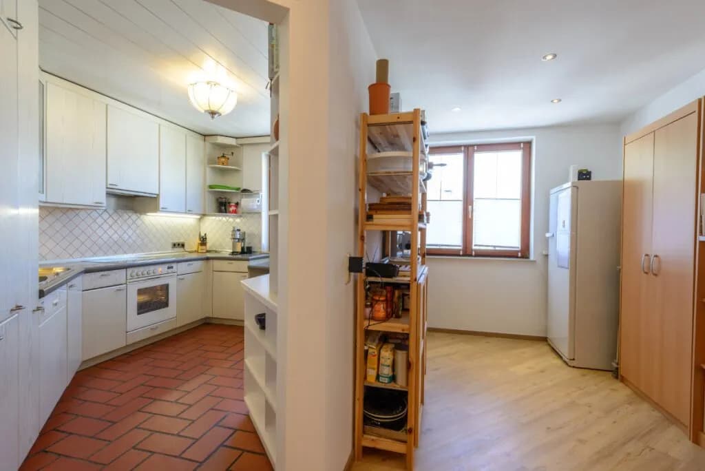 4-Zimmer-Wohnung kaufen in Gmunden – 115 m², € 340.000 – Bild 4 von 13