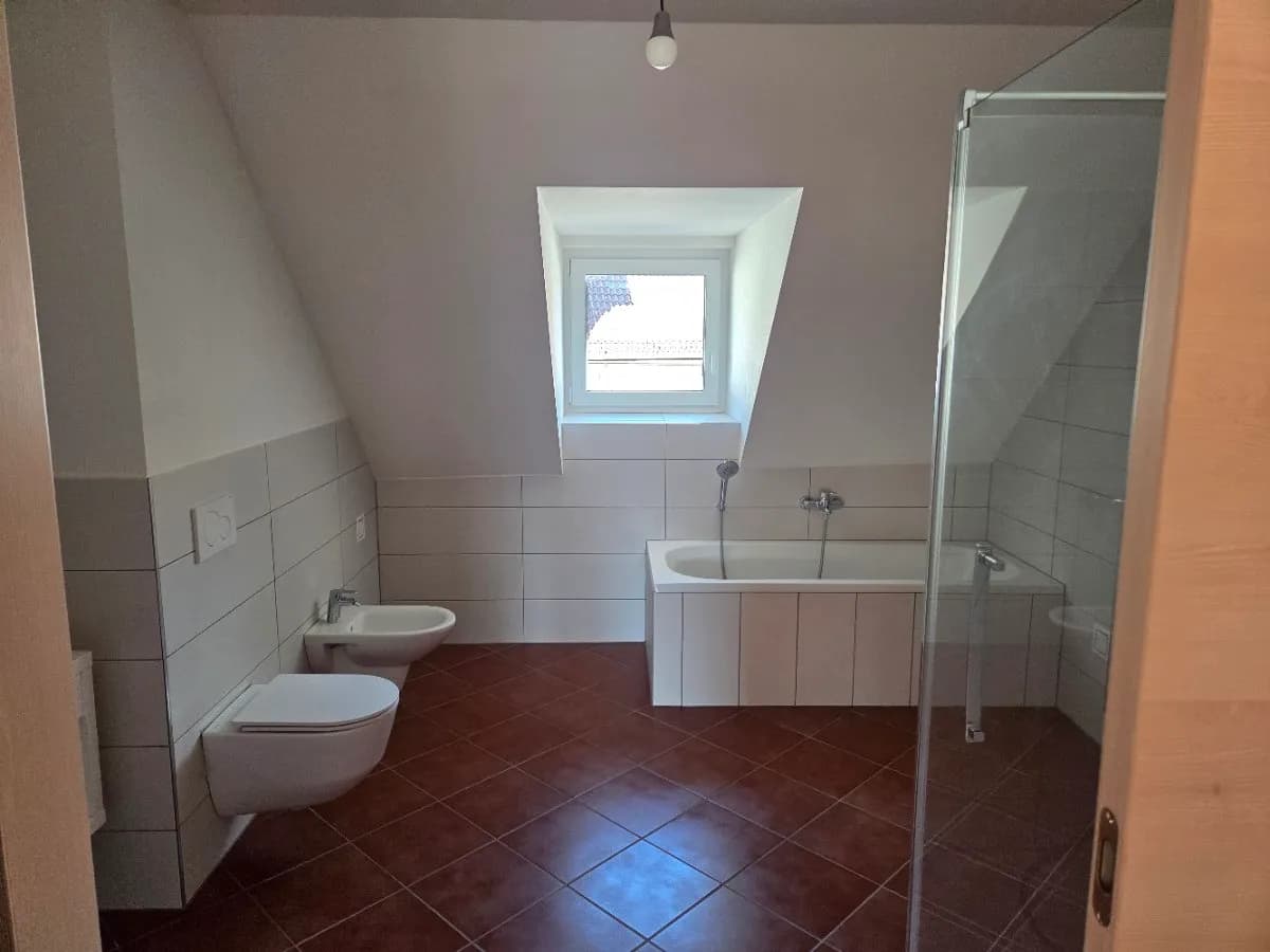 5-Zimmer-Wohnung mieten in Sankt Veit an der Glan – 160 m², € 1.700 – Bild 5 von 11