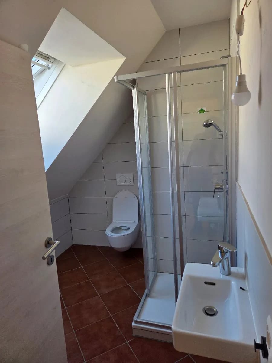 5-Zimmer-Wohnung mieten in Sankt Veit an der Glan – 160 m², € 1.700 – Bild 7 von 11