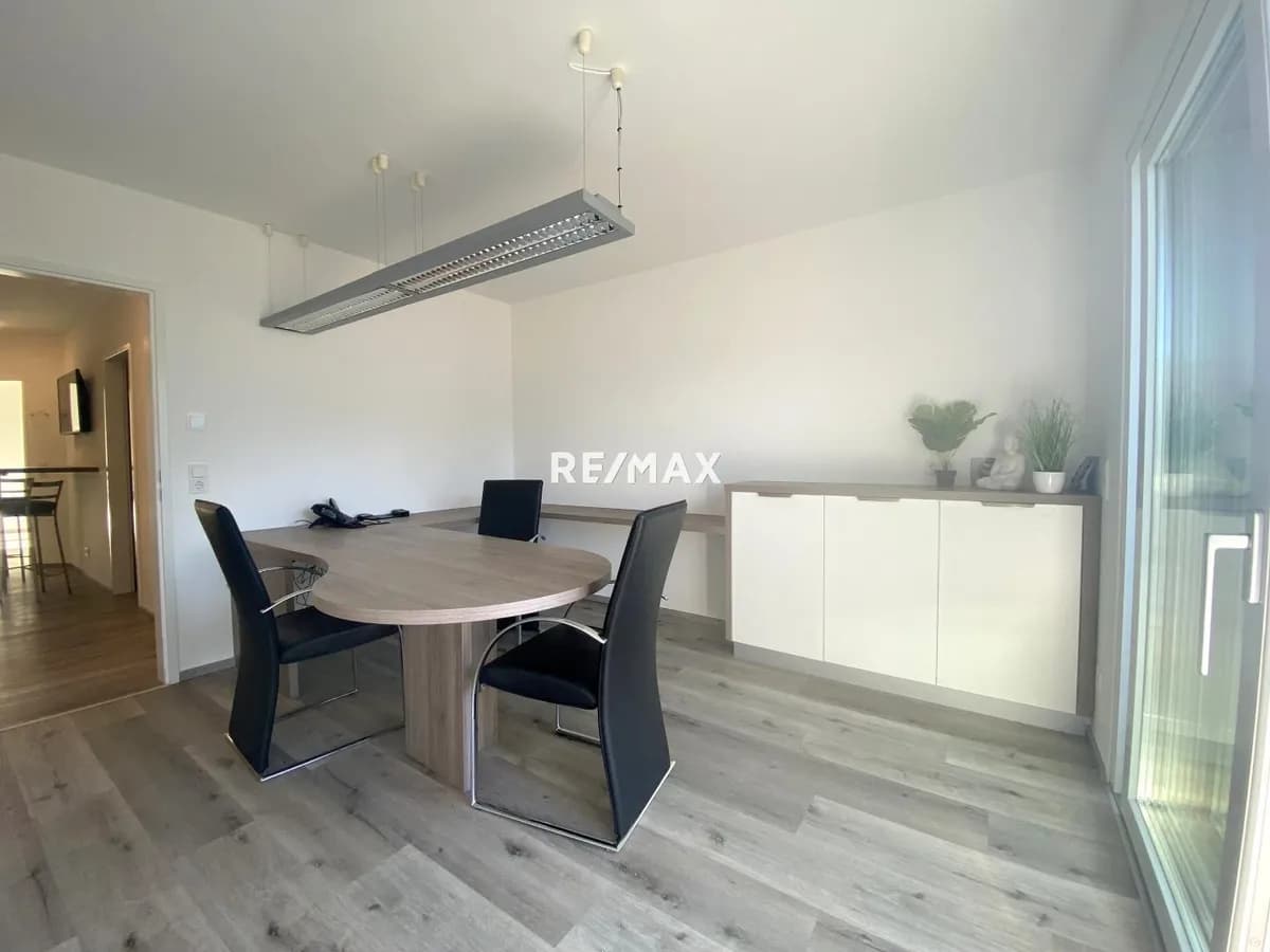 3-Zimmer-Gewerbeimmobilie mieten in Lienz – 67 m², € 925 – Bild 3 von 6
