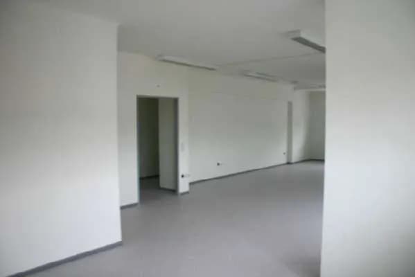 4-Zimmer-Gewerbeimmobilie mieten in Eisenstadt – 132 m², € 937 – Bild 2 von 4