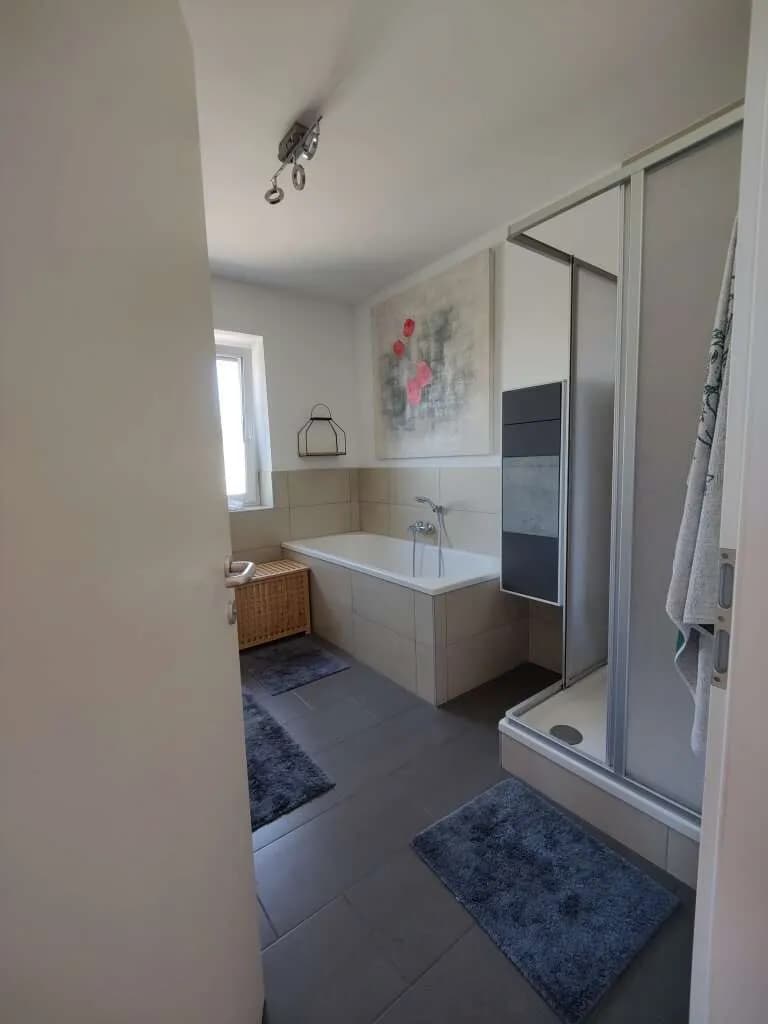 4-Zimmer-Wohnung mieten in Tulln – 130 m², € 1.790 – Bild 7 von 22