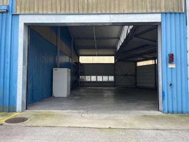 2-Zimmer-Gewerbeimmobilie mieten in Wels-Land – 349 m², € 2.351 – Bild 10 von 14