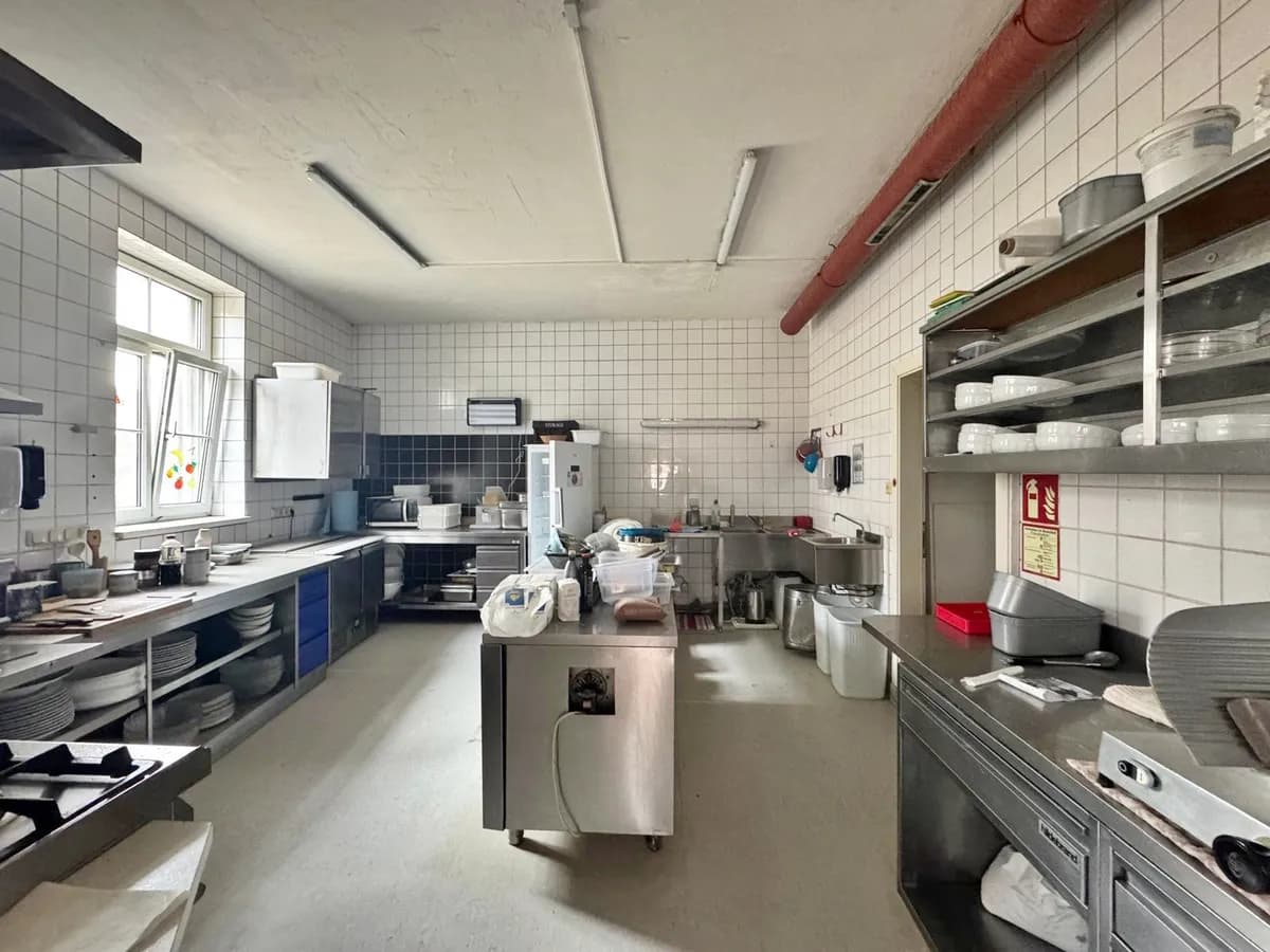 Gewerbeimmobilie mieten in Hartberg-Fürstenfeld – 328 m², € 1.400 – Bild 8 von 17