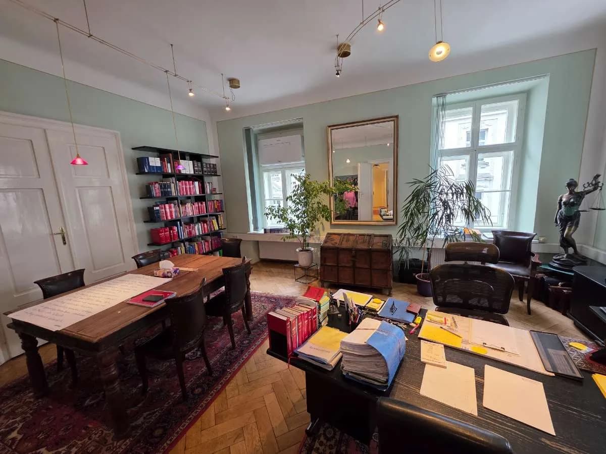 4-Zimmer-Gewerbeimmobilie mieten in Graz – 167 m², € 2.524 – Bild 2 von 12