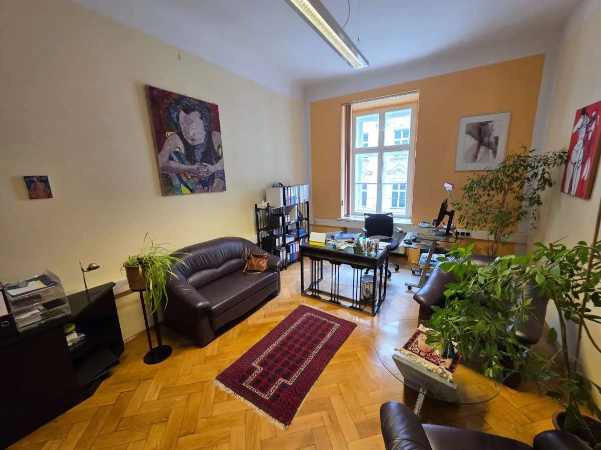 4-Zimmer-Gewerbeimmobilie mieten in Graz – 167 m², € 2.524 – Bild 6 von 12