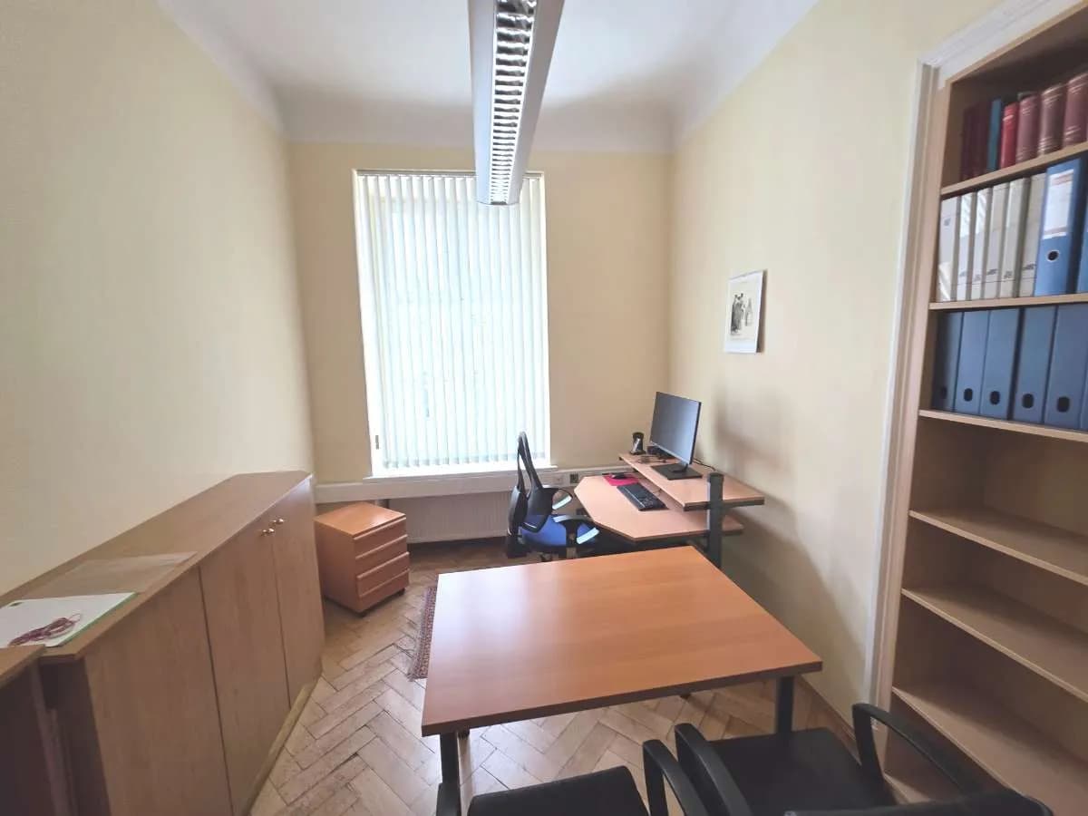 4-Zimmer-Gewerbeimmobilie mieten in Graz – 167 m², € 2.524 – Bild 8 von 12
