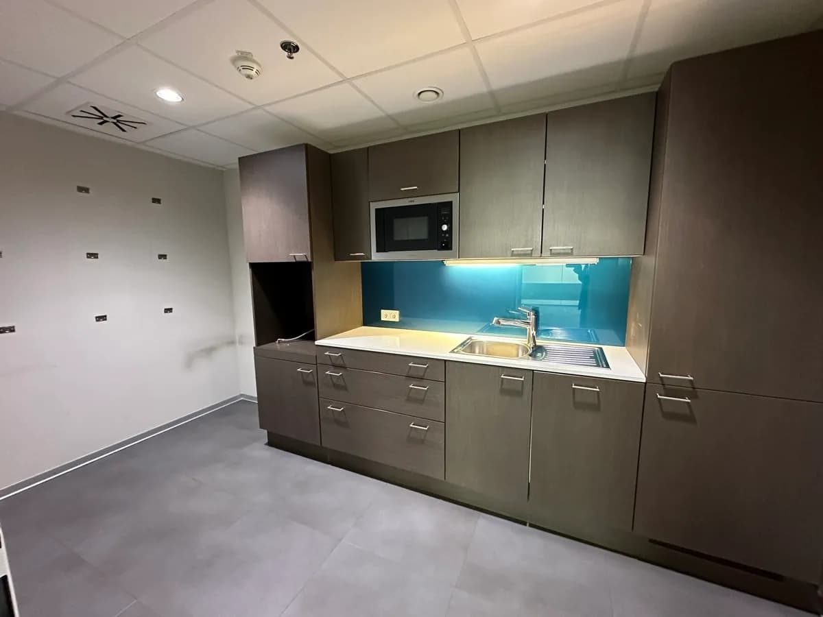 Gewerbeimmobilie mieten in Wien – 361 m², € 16 – Bild 8 von 11