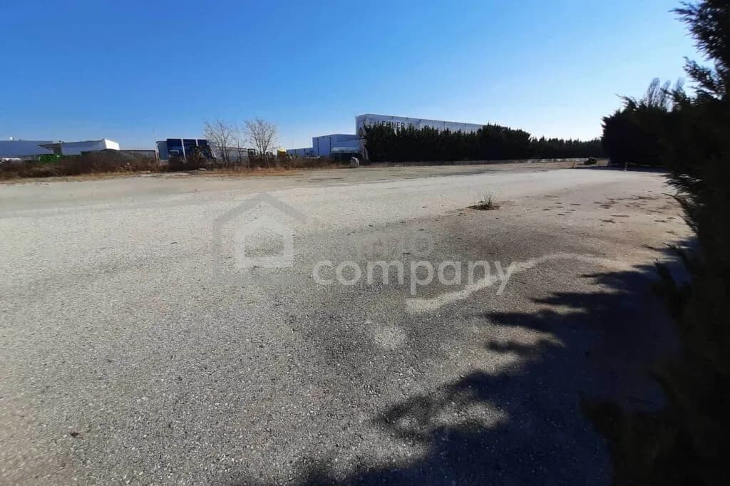 Immobilie kaufen in Eisenstadt - Umgebung – 8 270 m², € 979.000