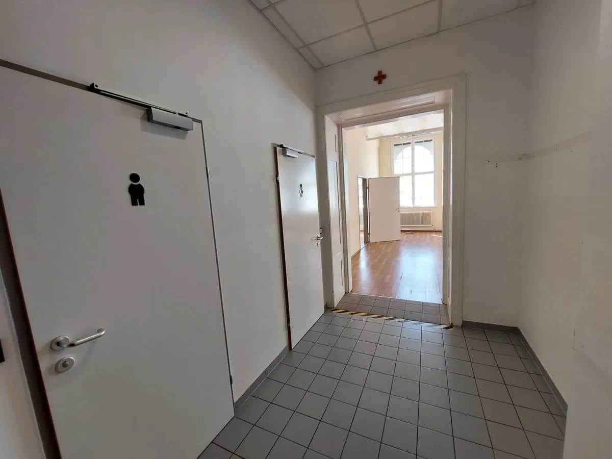 4-Zimmer-Gewerbeimmobilie mieten in Wien – 325 m², € 5.090 – Bild 3 von 16