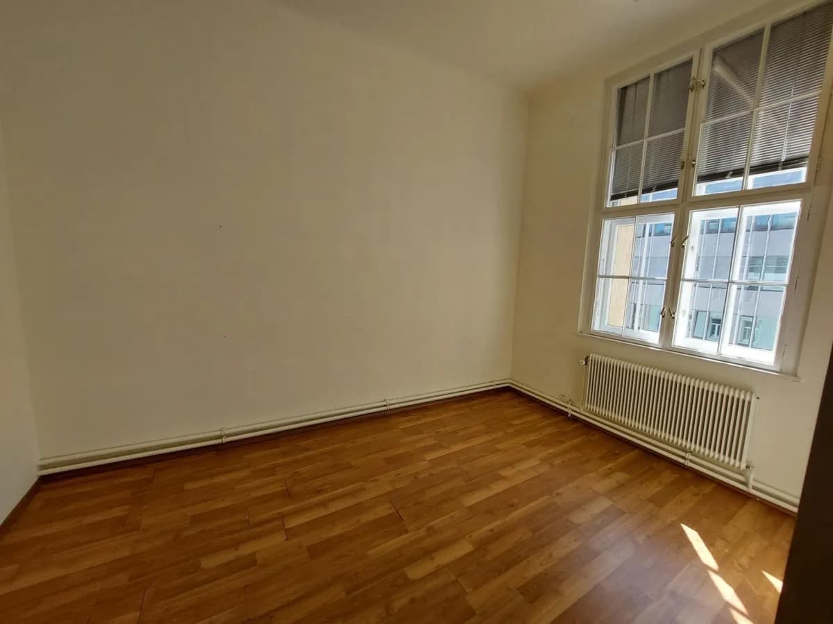 4-Zimmer-Gewerbeimmobilie mieten in Wien – 325 m², € 5.090 – Bild 7 von 16