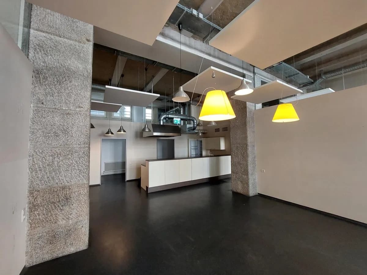4-Zimmer-Gewerbeimmobilie mieten in Wien – 260 m², € 4.072 – Bild 11 von 18