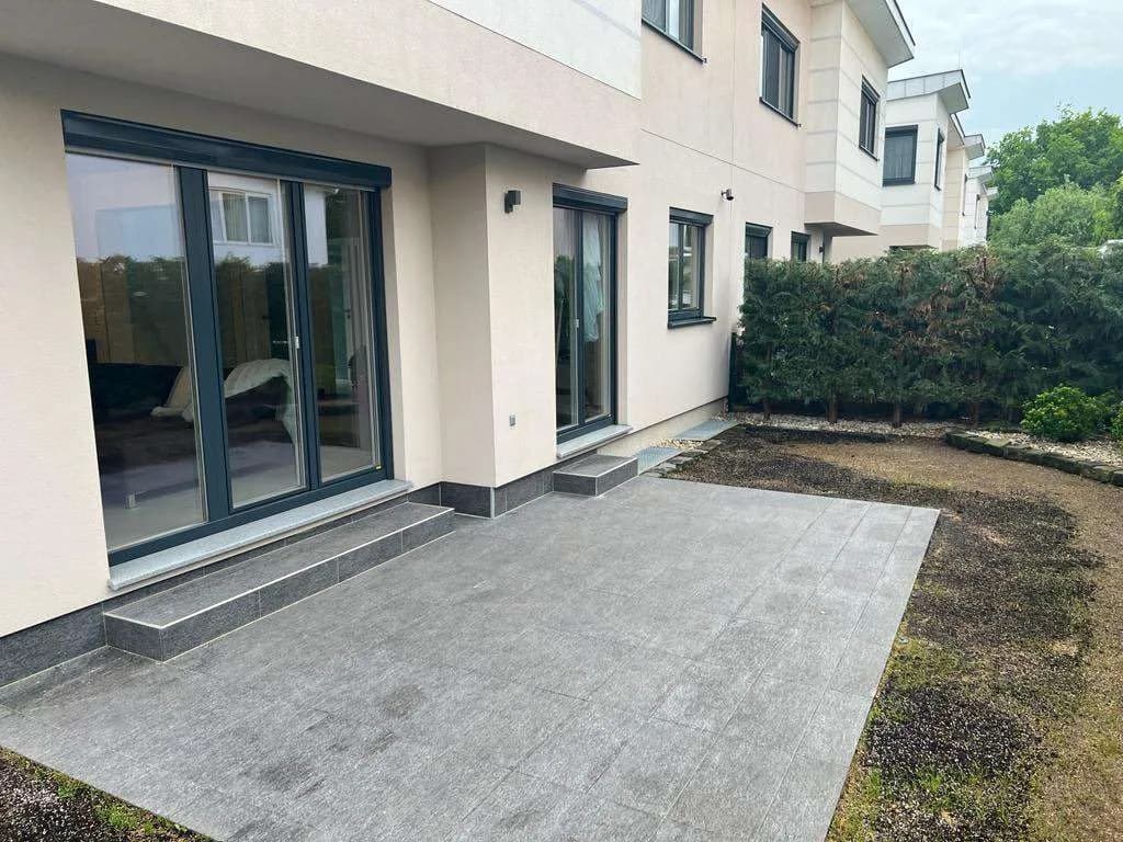 4-Zimmer-Haus mieten in Wien – 182 m², € 2.870 – Bild 2 von 11