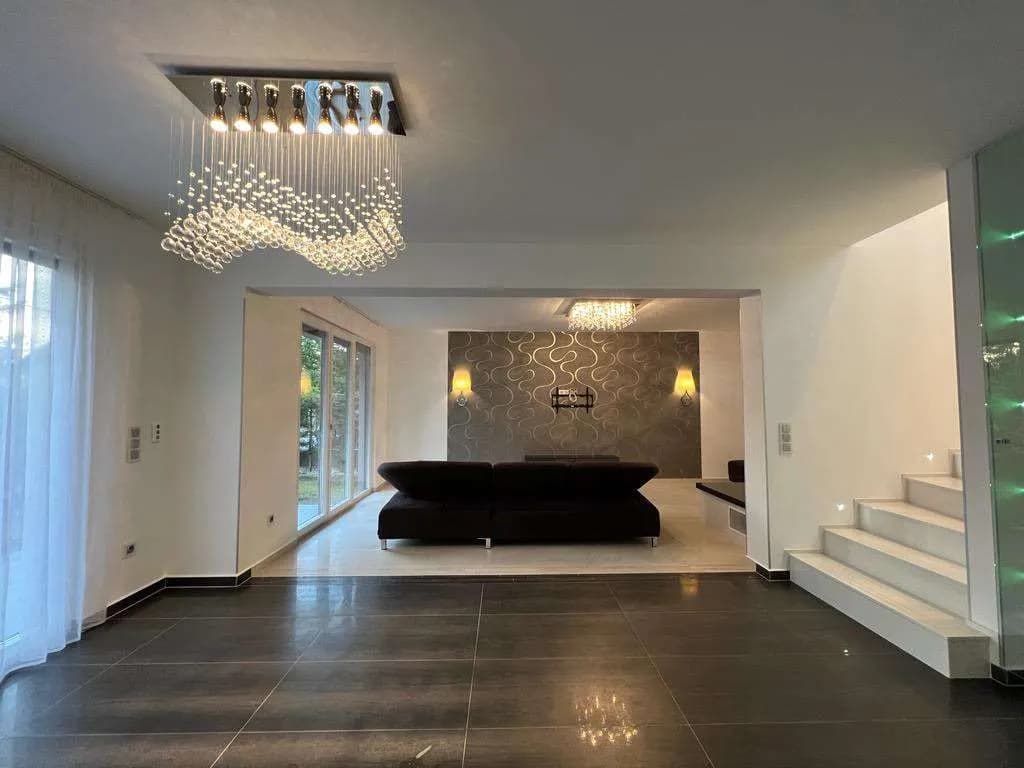 4-Zimmer-Haus mieten in Wien – 182 m², € 2.870 – Bild 4 von 11
