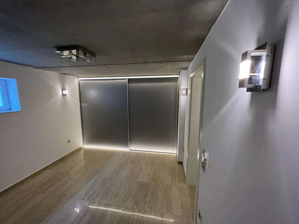 4-Zimmer-Haus mieten in Wien – 182 m², € 2.870 – Bild 8 von 11