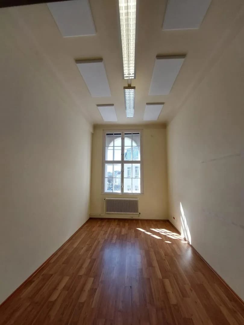 9-Zimmer-Gewerbeimmobilie mieten in Wien – 714 m², € 11.181 – Bild 14 von 34